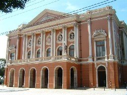 Teatro da Paz: uma das muitas atraes tursticas de Belm do Par - Clique na foto para mais informaes sobre Belm do Par